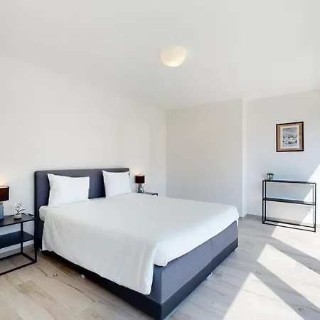 Apartment Furnished #503 - Swiss